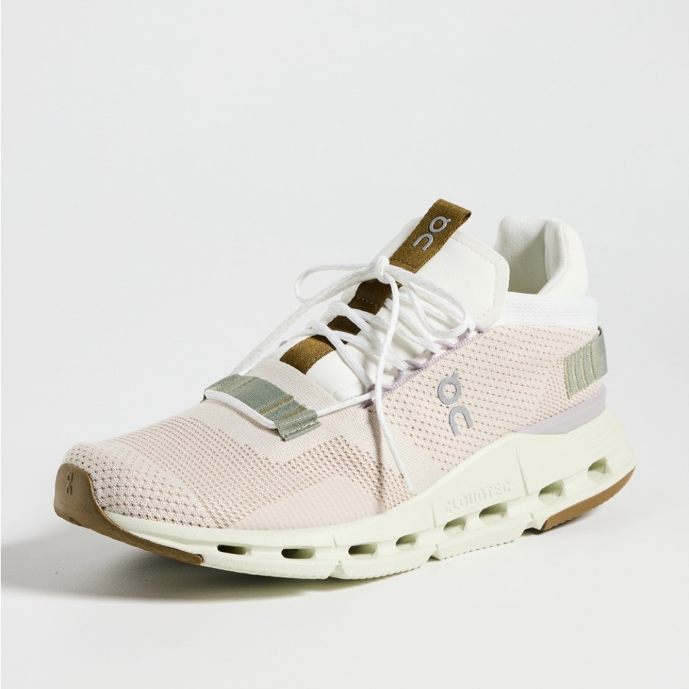 On Cloud Cloudnova Sneakers